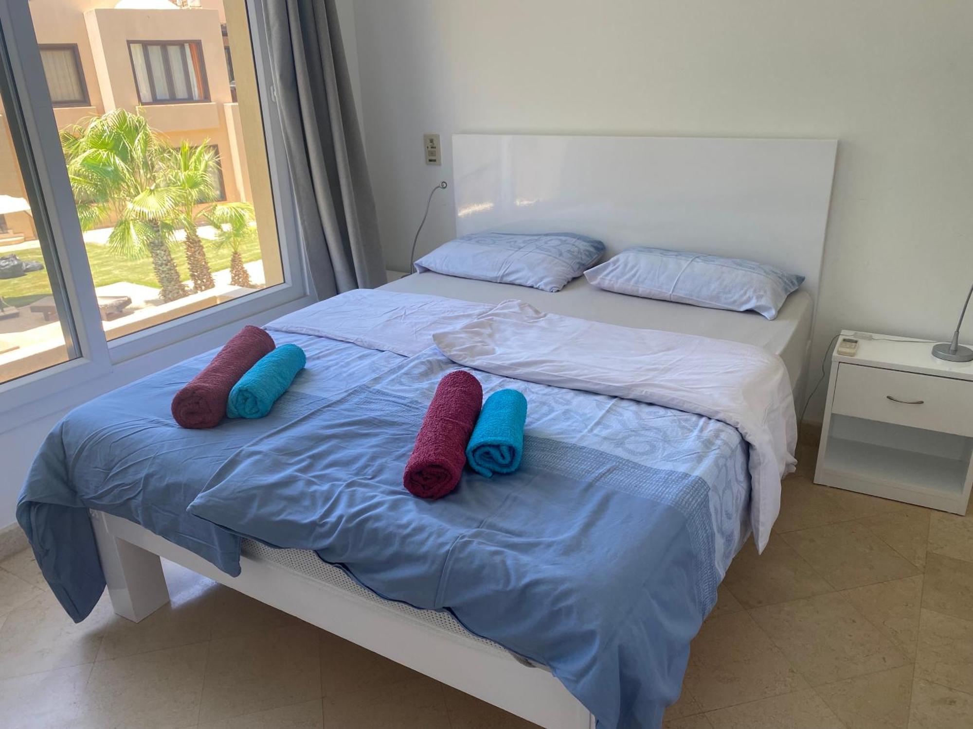 2 Bedroom Condo, With Pool, And Beach & Lagoon Access Hurghada Exteriör bild